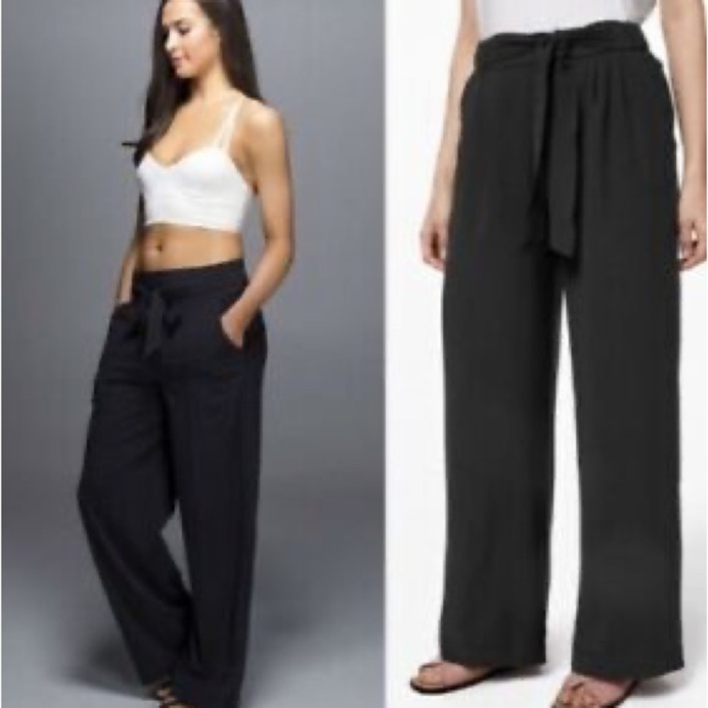 Lululemon Wide Leg Pull on trousers